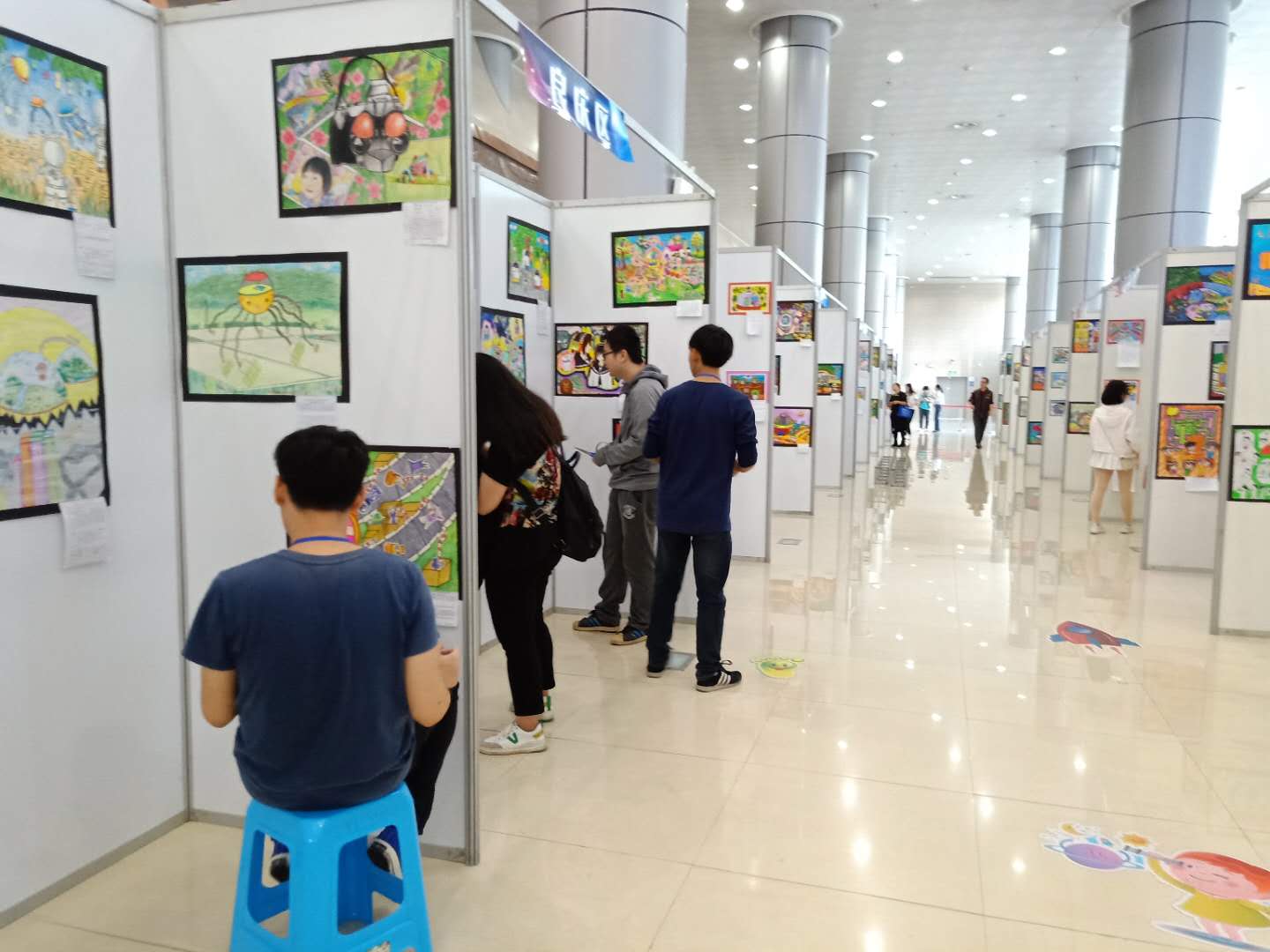 南宁优质展板出租八棱柱书画展板工厂报价南宁展板厂家