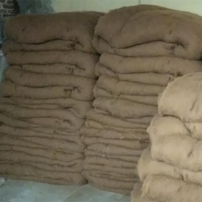 现货精梳细支成品纯绵羊绒丝光脱脂纺织纺纱高档被服填充原料