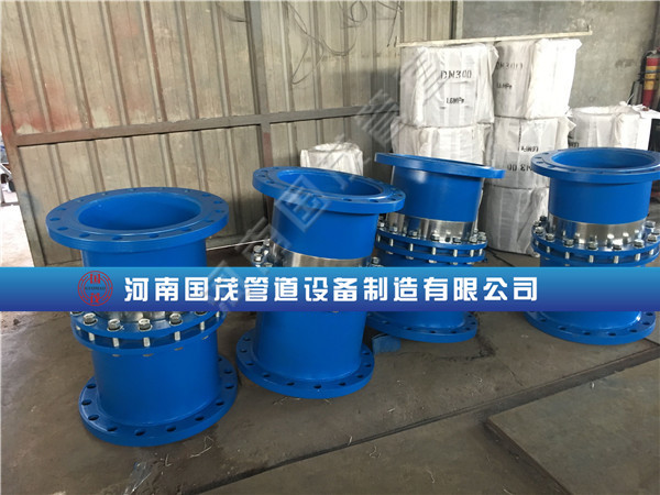 单向套筒补偿器