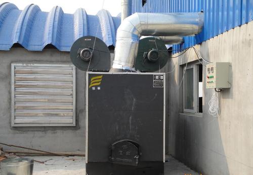 冬季养鸡场都有什么保暖措施？(图1)