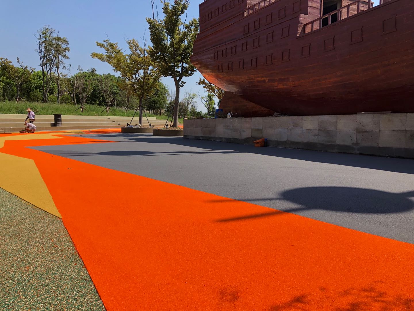 彩色塑胶跑道适用于学校操场彩虹跑道小区路面