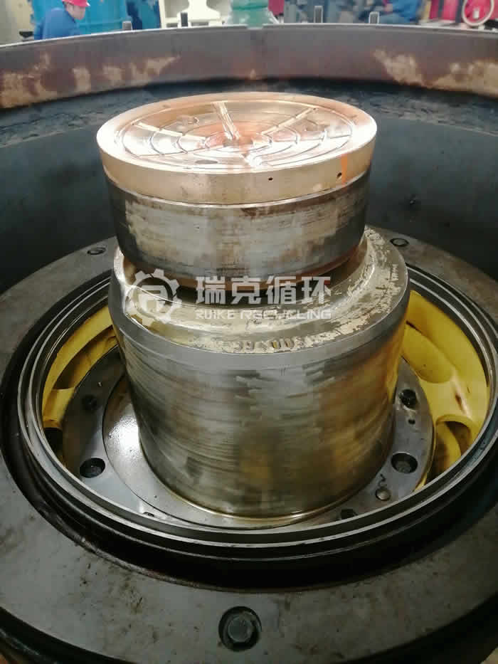 洛阳瑞克科技回收HPY300圆锥破碎机