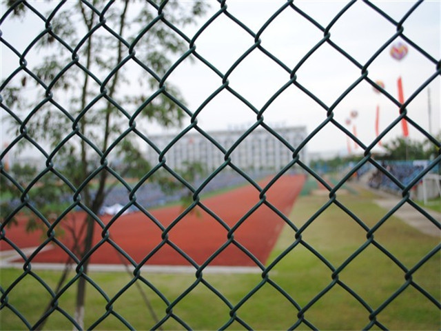 广西球场围栏丝网围栏实体厂家
