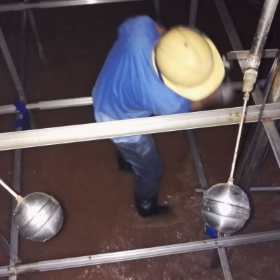 广州花都区上门洗水池公司，清洁生活水池，二次蓄水箱清洗