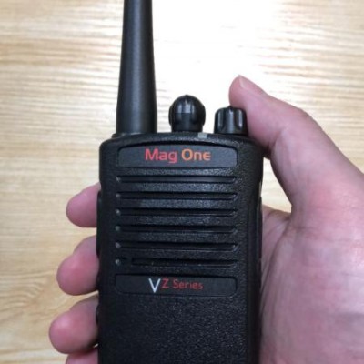 供应宣城摩托罗拉VZ-D131数字便携式对讲机