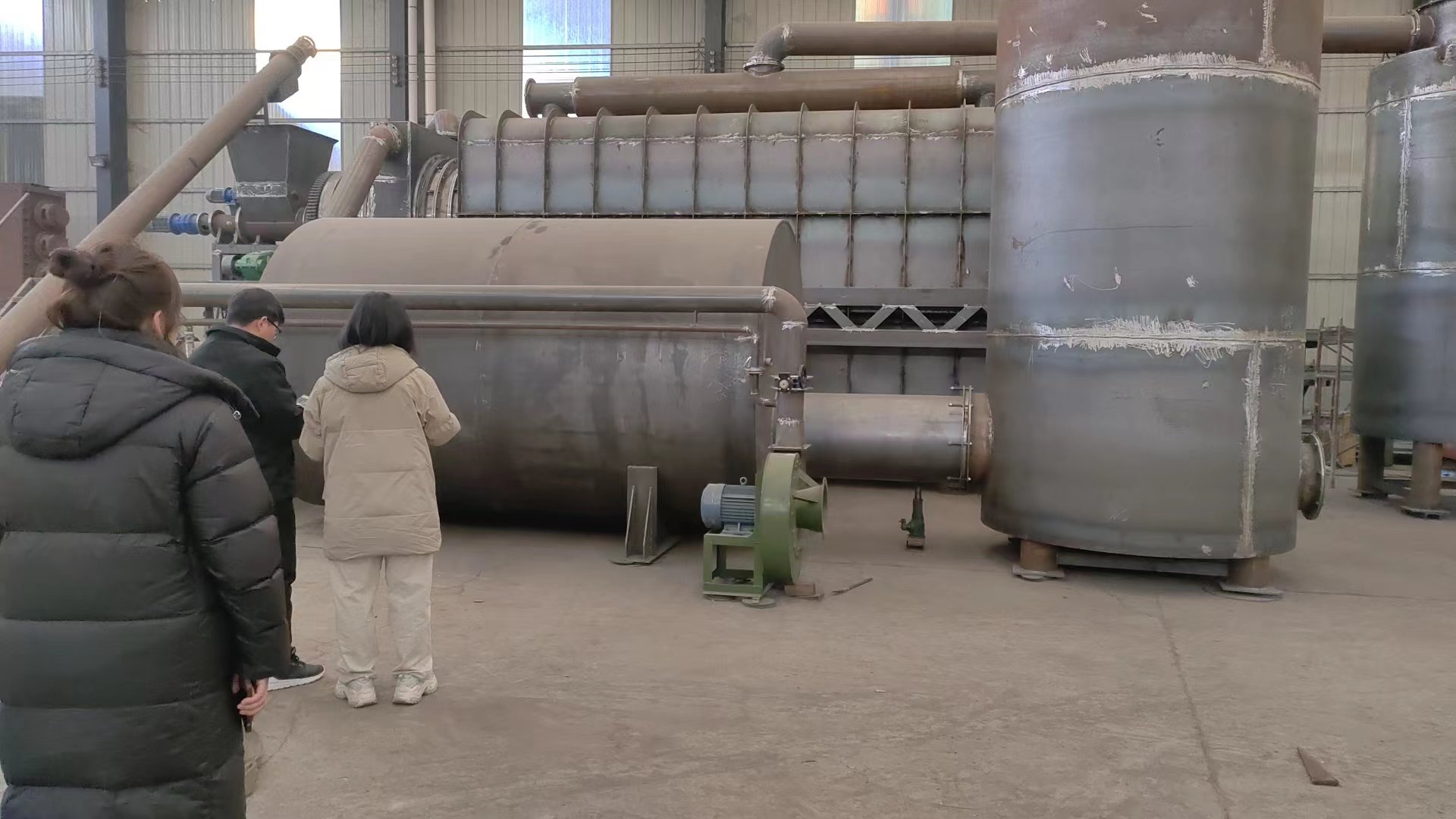 大型生物质炭化机降低能源消耗设备性能优势