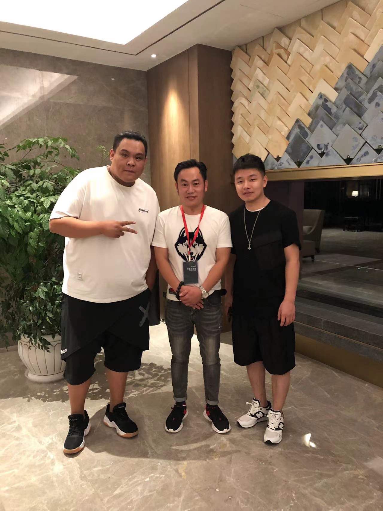 吴小莉​经纪人13144445077