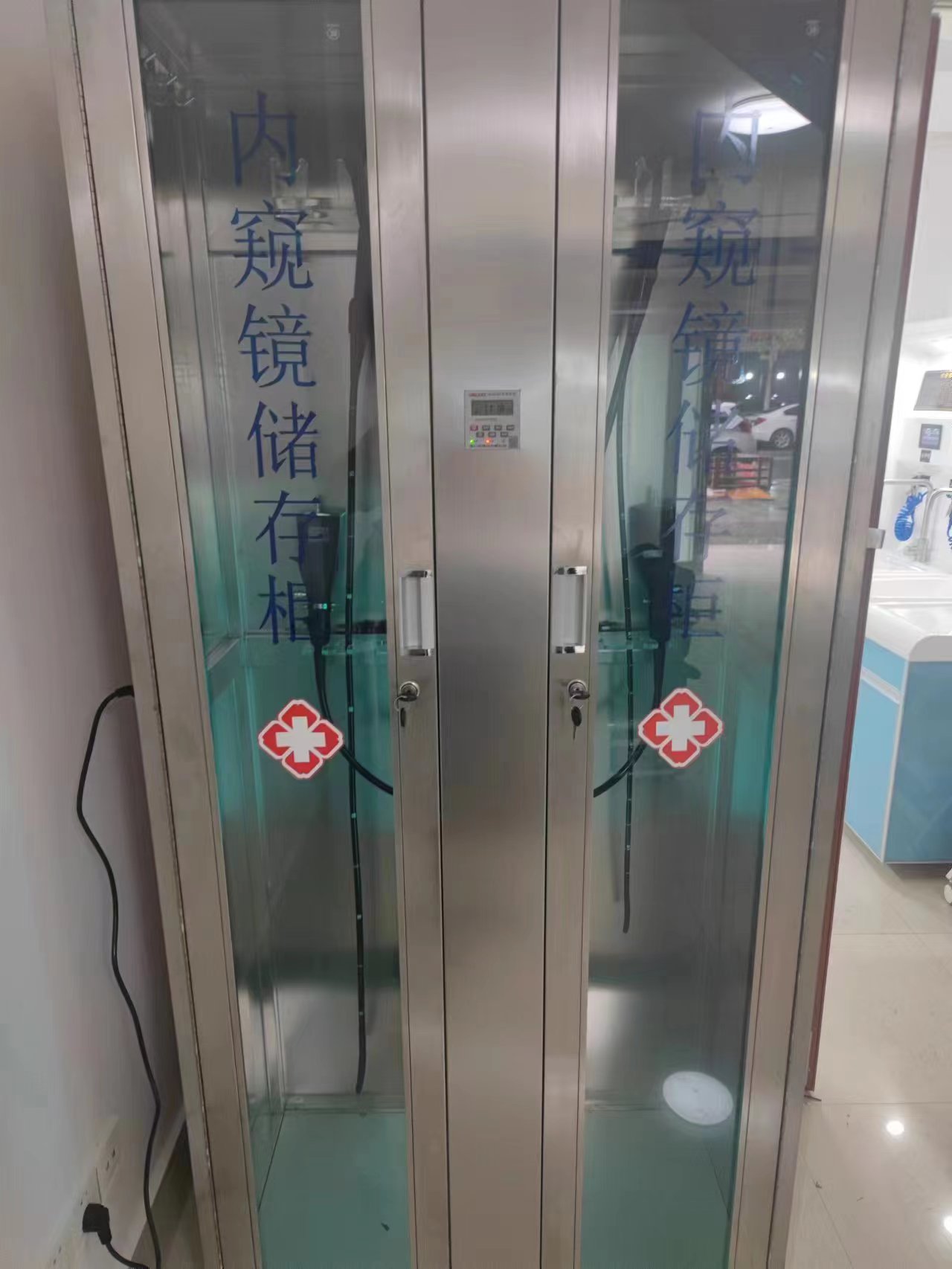 304不锈钢紫外线灭菌挂镜柜胃肠镜纤支镜存储柜单双门