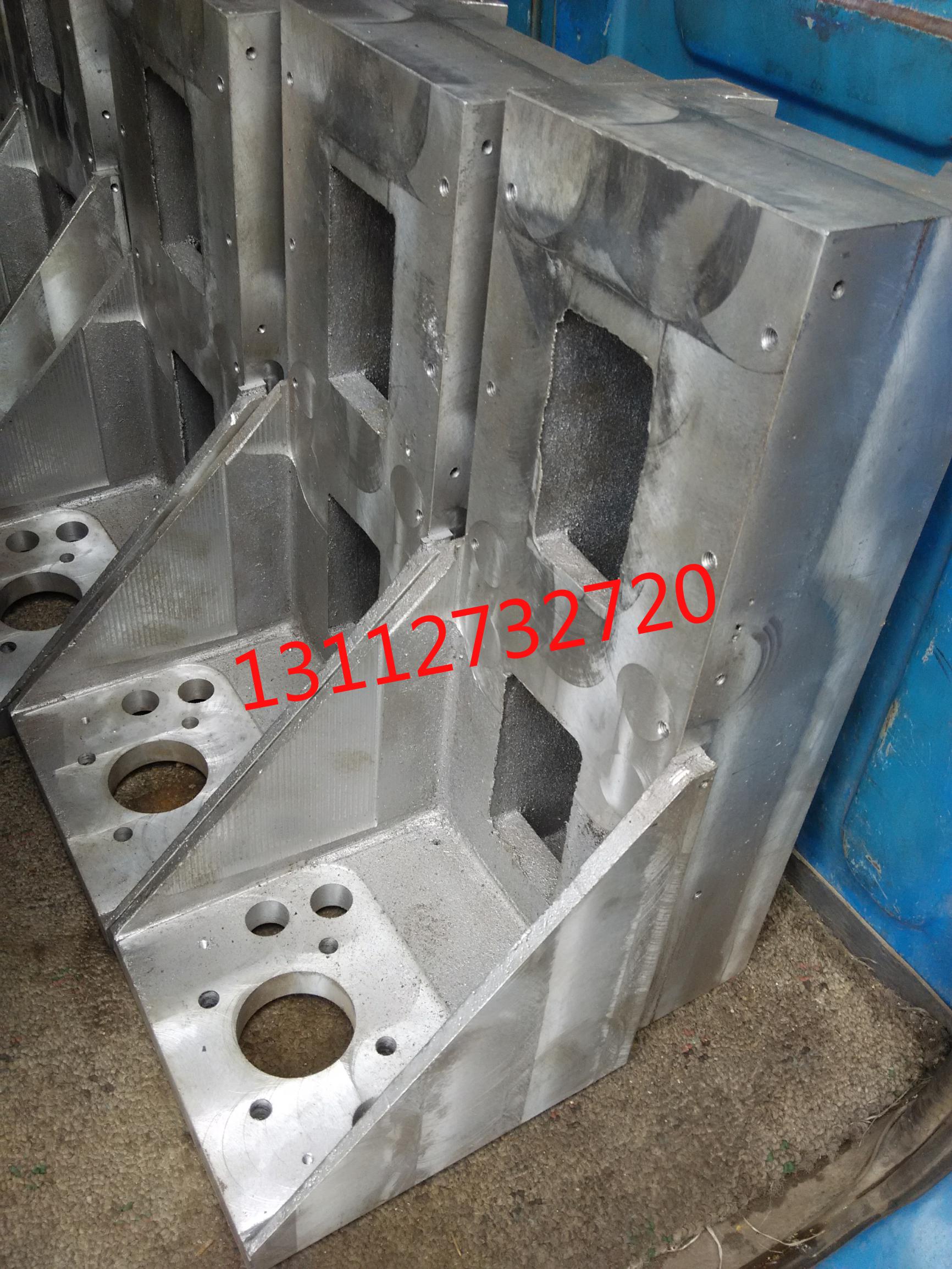 佛山焊接机配件铸造加工HT250