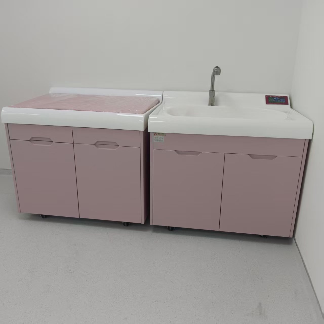 宝宝洗澡游泳设备高分人体型洗礼池