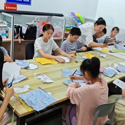 苏州三六六社会实践青少年宋锦珍珠扇DIY手工活动火热招生中