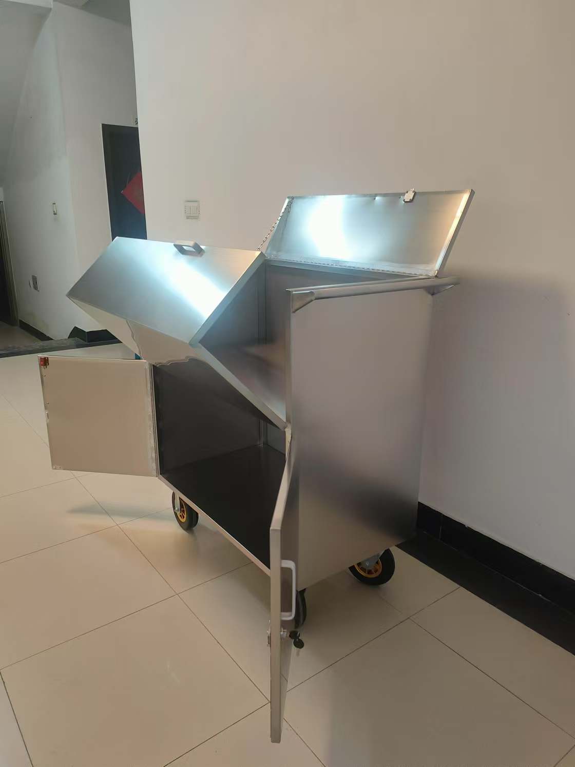 医用不锈钢无菌车密封下送车污物回收车无