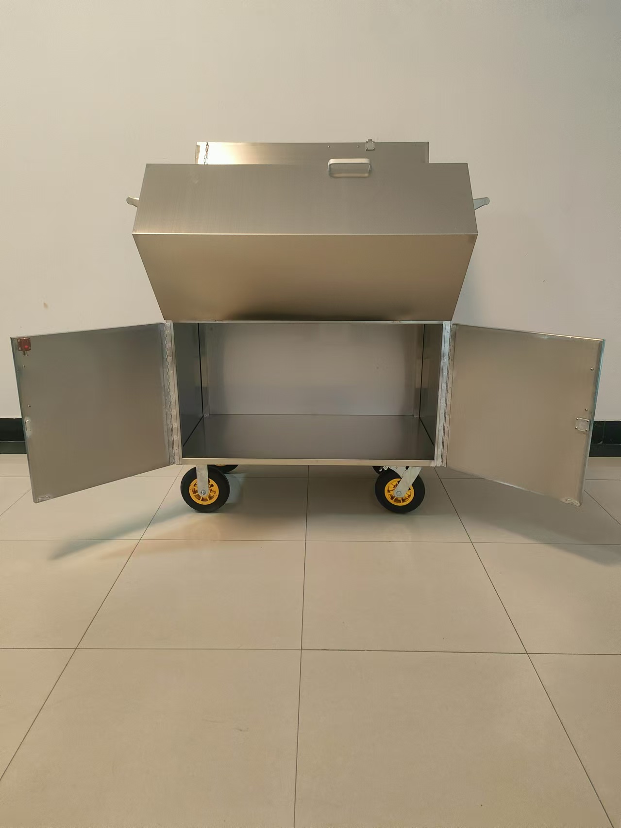 304不锈钢材质密封式下送车