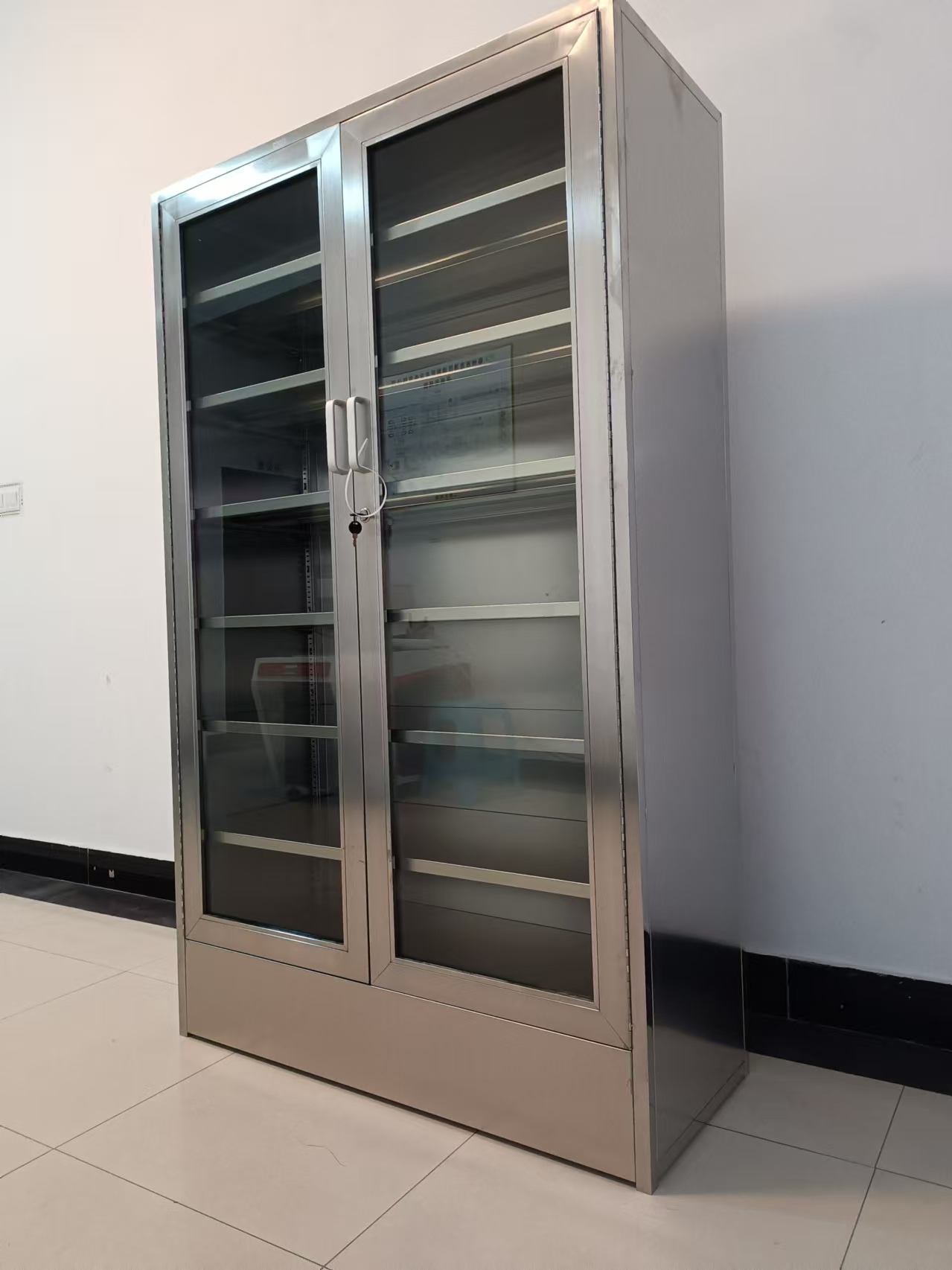 不锈钢制作器械无菌存放设备