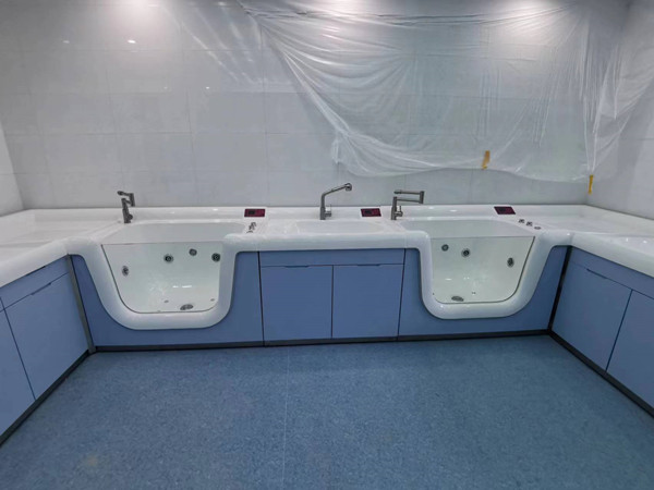 婴儿洗浴独立泡泡冲浪池