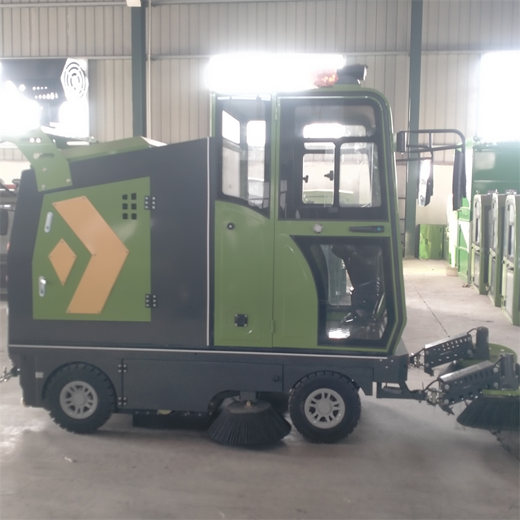 环保雾炮纯电动四轮扫地车纯电动四轮洗地车厂家报价表