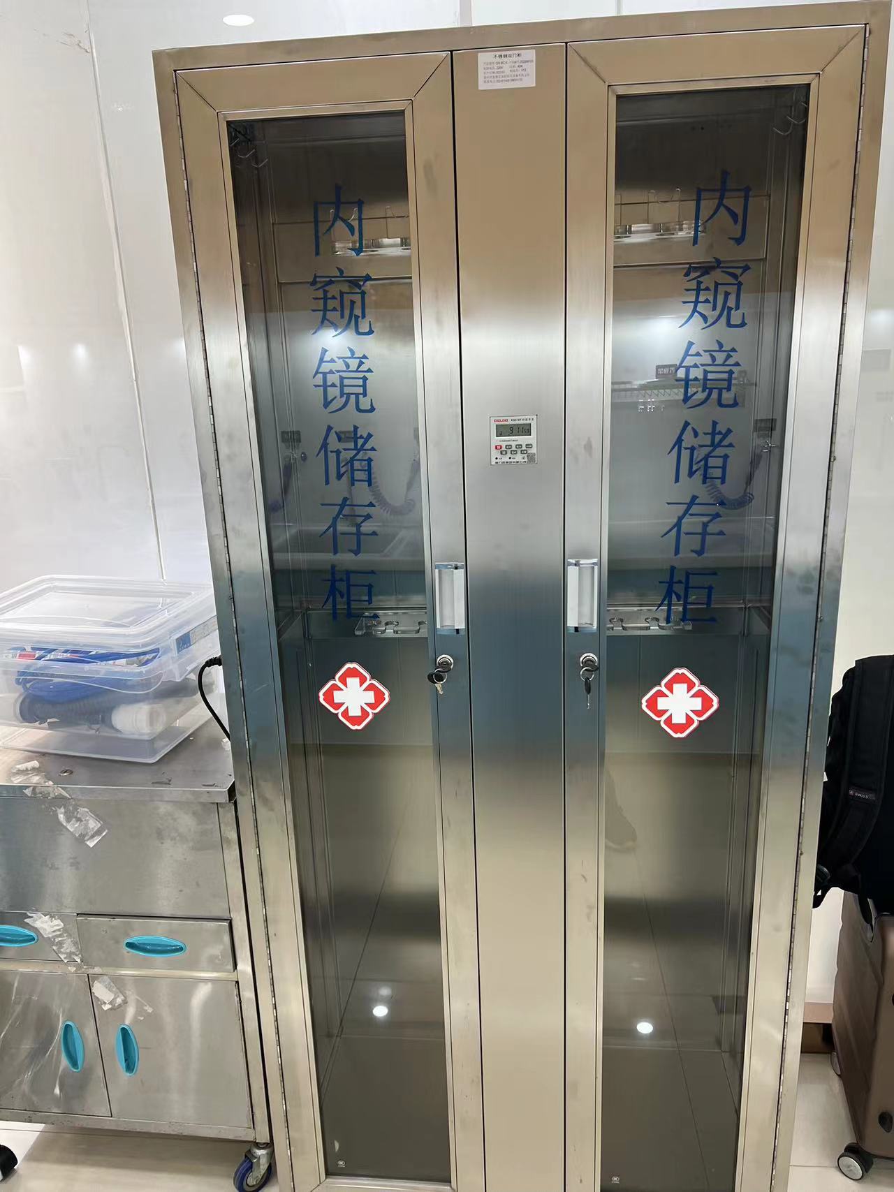 不锈钢储存柜双层制作单双门悬镜设备