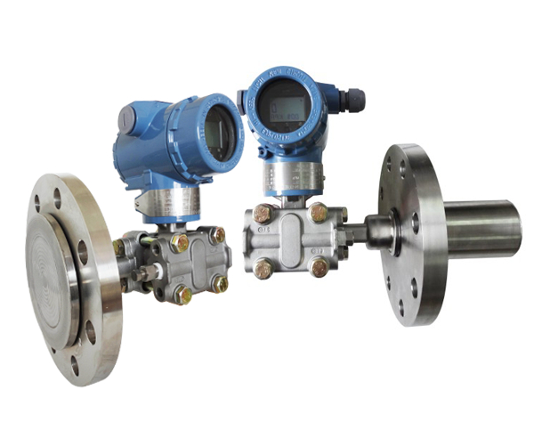 单法兰液位变送器