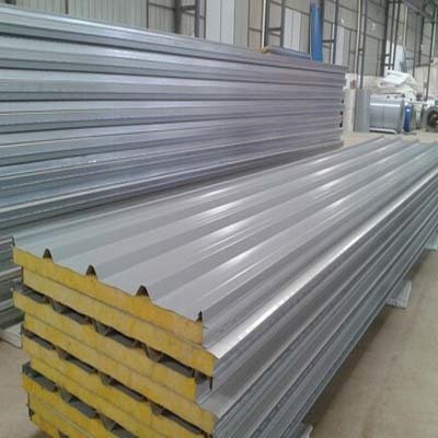  钢结构建筑配套彩钢岩棉夹芯板，安装快效率高