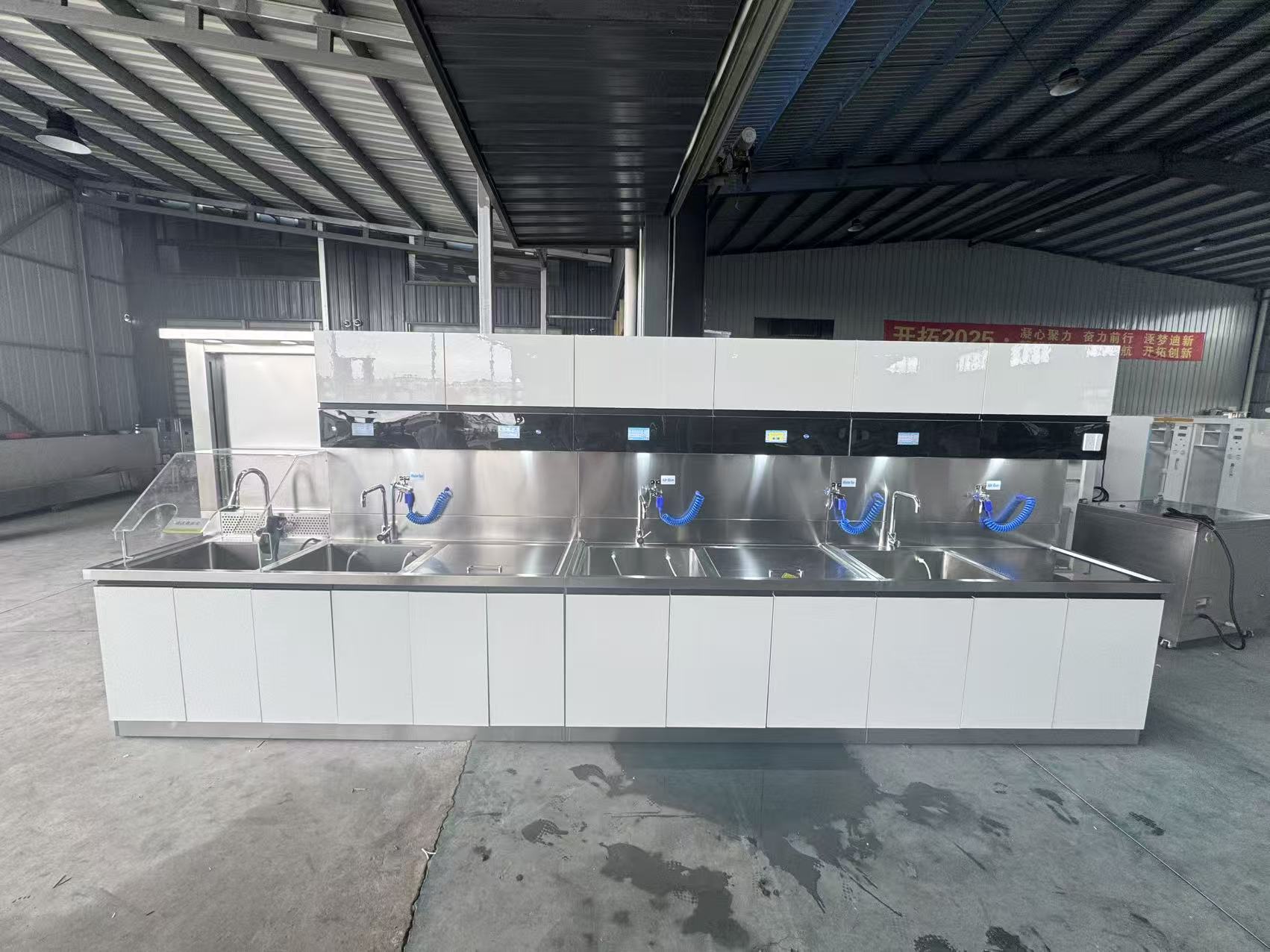 不锈钢清洗设备软硬镜多功能吊柜设计